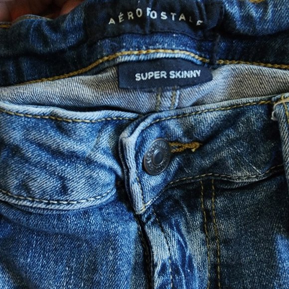 Aeropostale Super Skinny Distress Lightly Worn 32.32 Blue Jeans Ripped - Picture 2 of 4